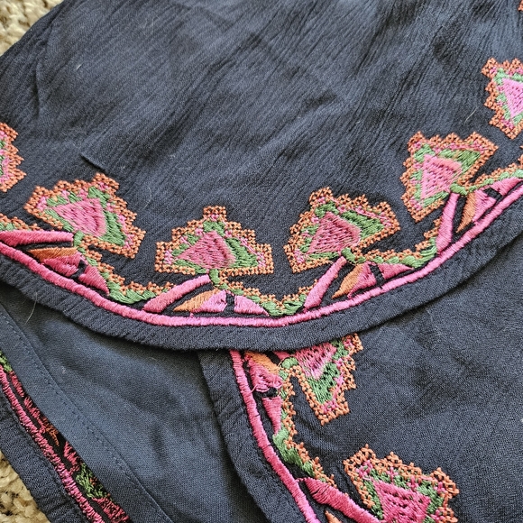 Hollister Flyaway Front Wrap Flowy Shorts - Picture 3 of 6